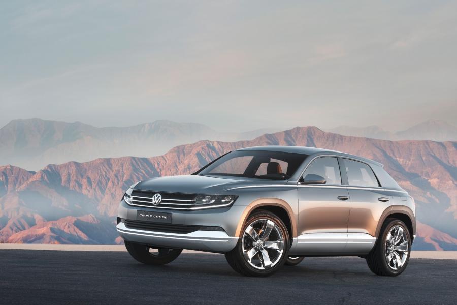  Volkswagen Cross Coupe Concept 2011 года  (фото 17 из 22)